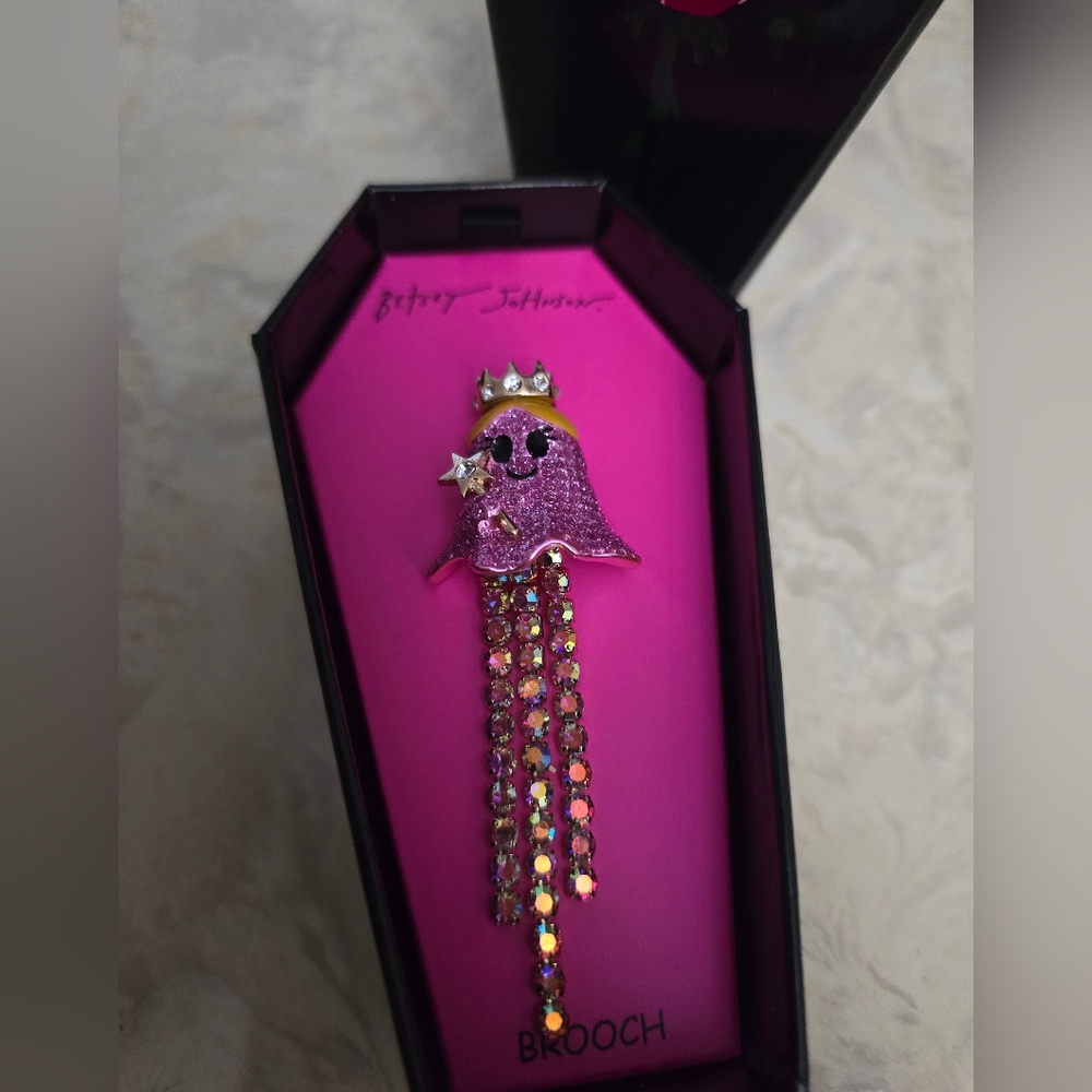 Betsey Johnson Pink Princess Ghost Brooch! NIB! - Picture 10 of 11